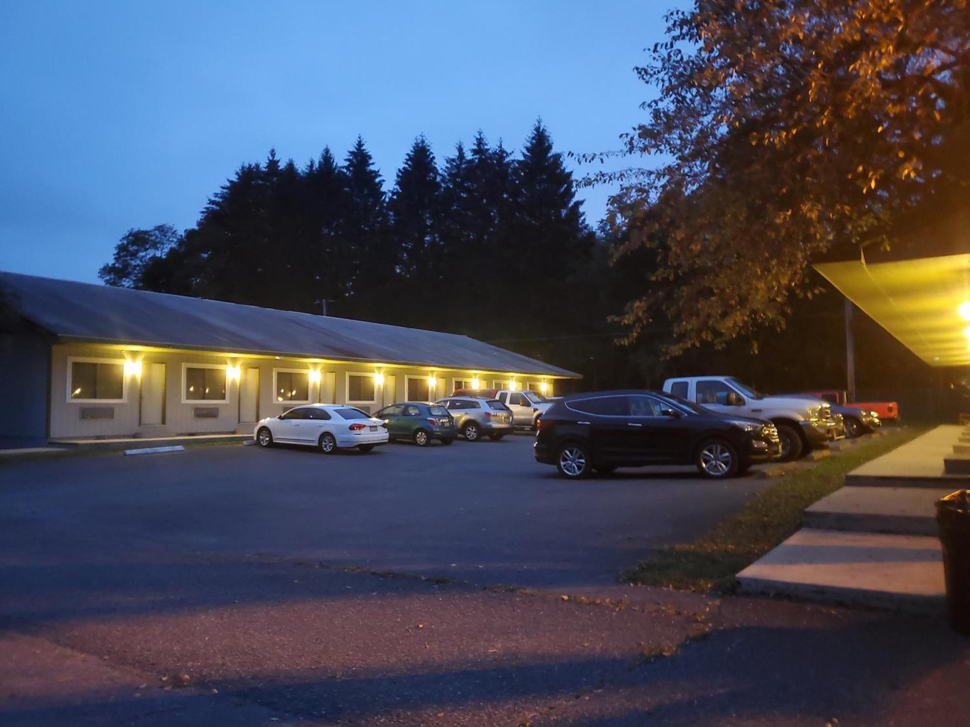 Glenwood Inn & Conference Center 特拉华沃特加普 外观 照片